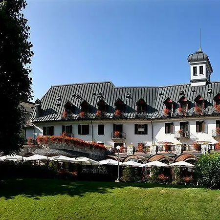 Grand Palais Excelsior Hotel