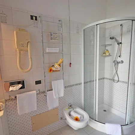 Grand Palais Excelsior 4* ليمون بييمونت