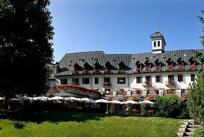 Grand Palais Excelsior Hotel