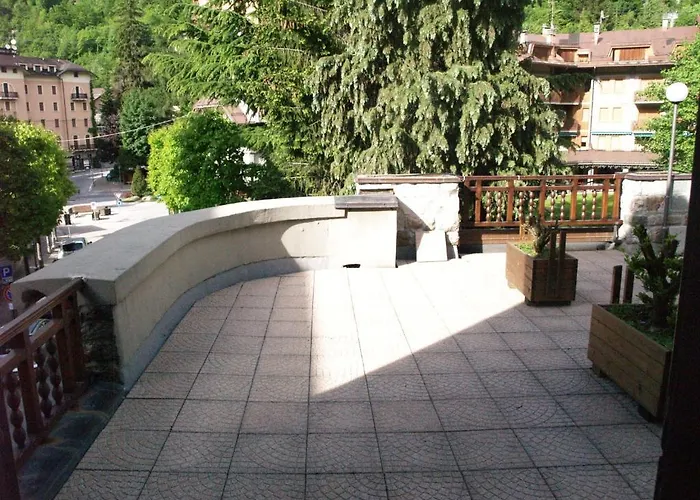 Grand Palais Excelsior